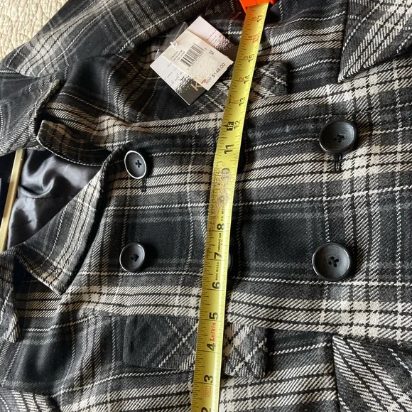 Kensie NWT Black, White, Grey Pea Coat Size medium Perfect for the Season 🖤🩶🤍 - Picture 3 of 5